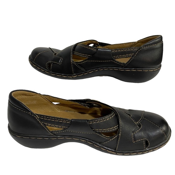 CLARK’S Shoes Leather Slip-On Loafers Size 6M Black Soft Footbed Comfort Shoes - Picture 3 of 16